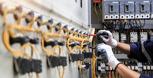 Professional Electrician technician working in Roberta, GA